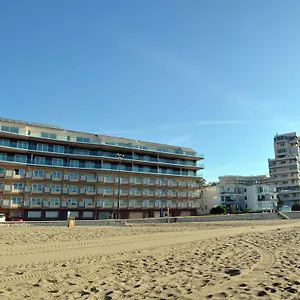 https://vegasol-playa-at.1costadelsol.com
